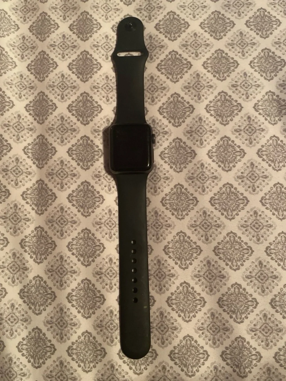 Apple Black Smartwatch with Black Silicone Band SE3